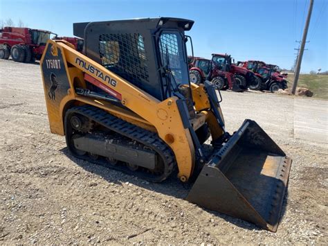 1750 mustang 1750rt skid steer with bucket|used 1750rt skid steer.